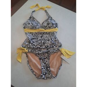 NWT Downeast Basics size S Black White Floral Halter Tankini Set